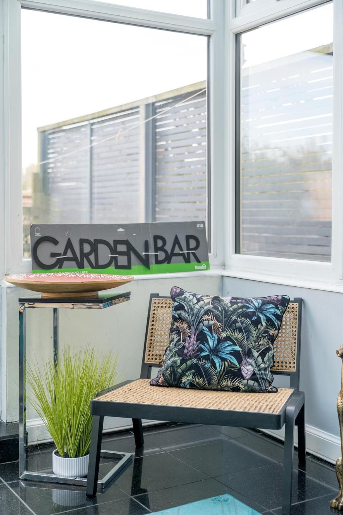 Character Luxury 6 Person 2 Bathroom Garden Sunroom Free Parking *