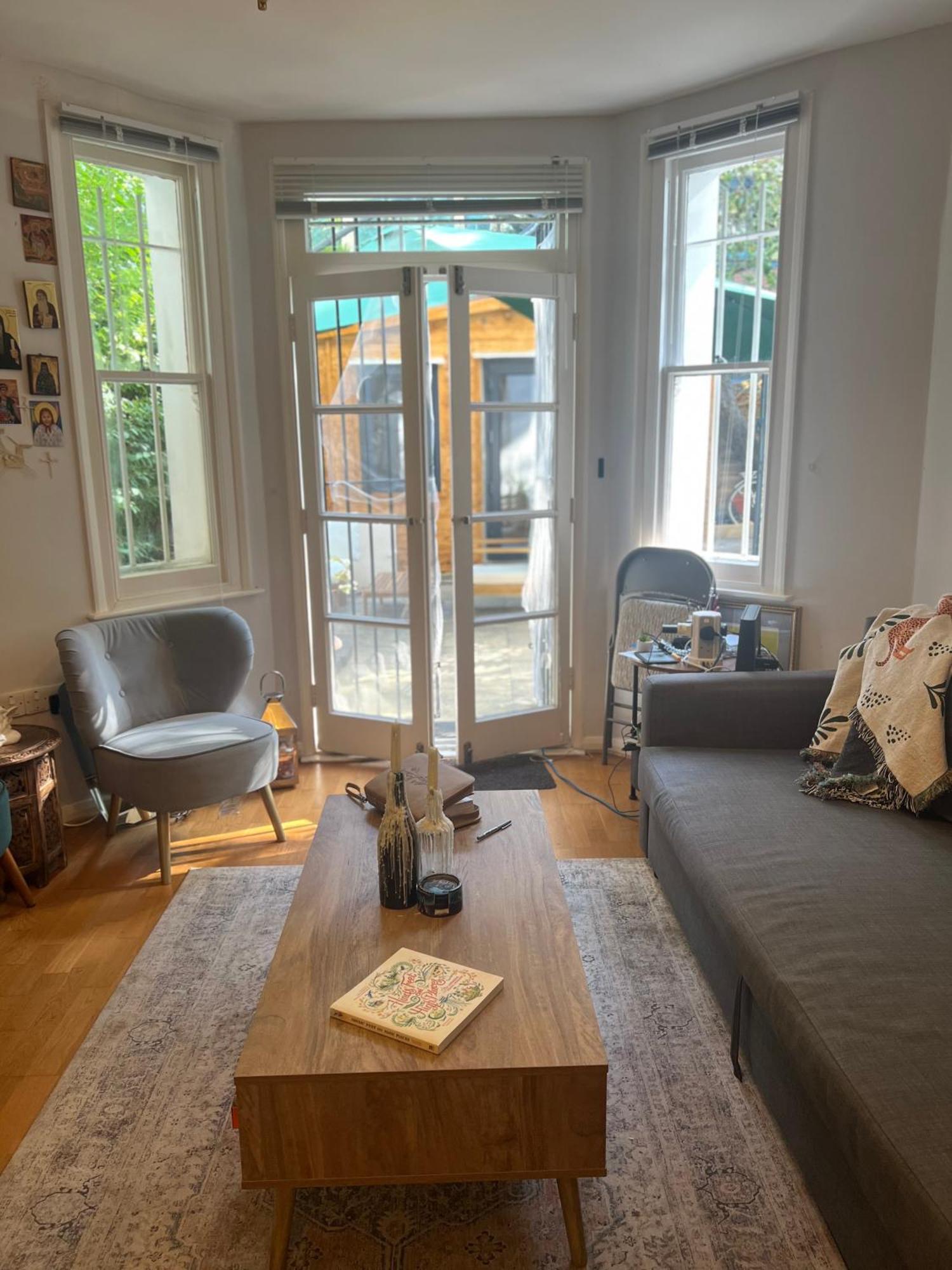 Lovely 2 Bedroom Garden Flat In West Kensington * London