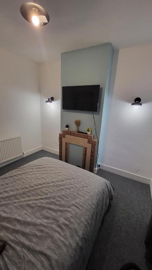Guest house Wembley Property