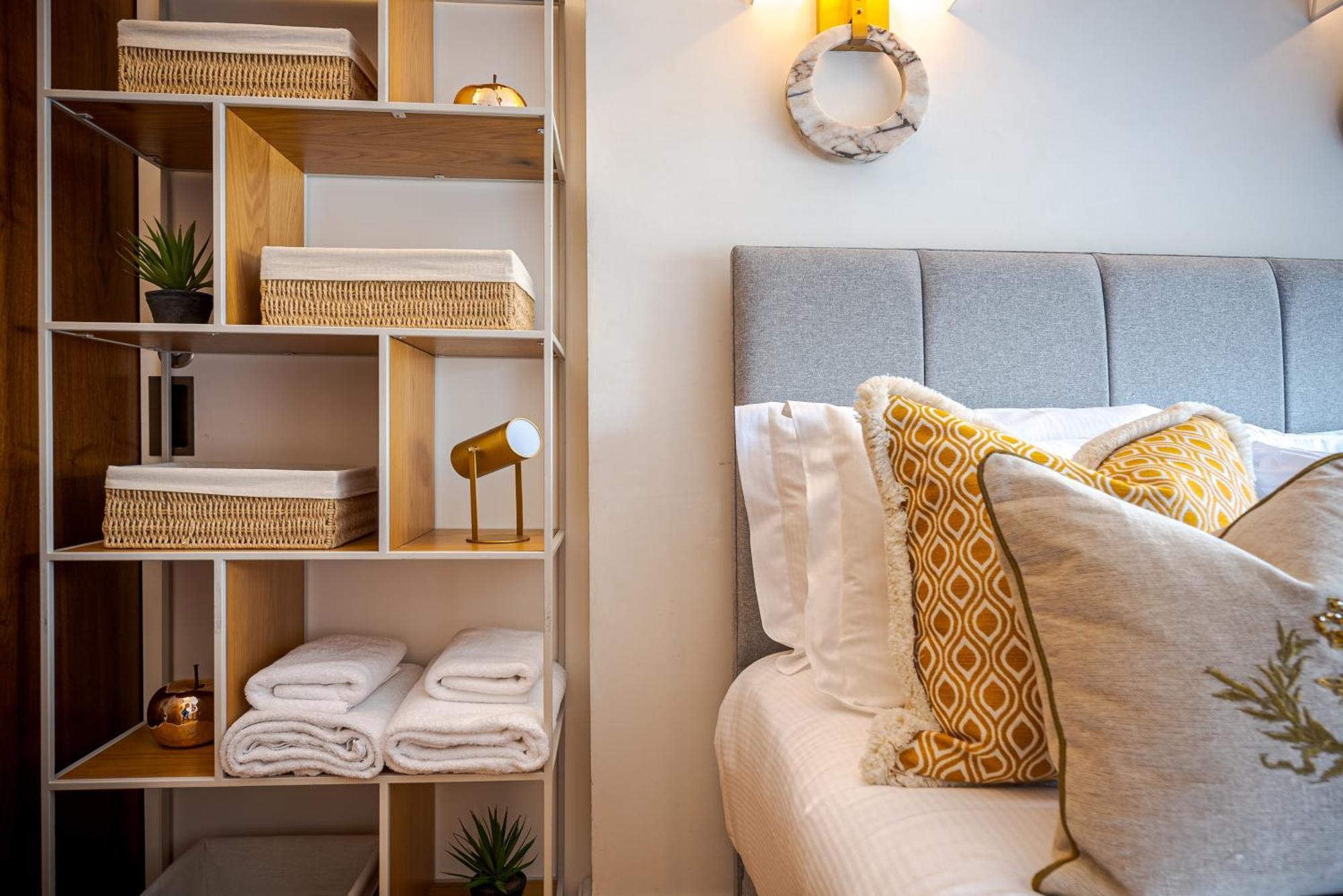 Apartment Modern Knightsbridge With Balcony Overlooking Harrods Prime Location *