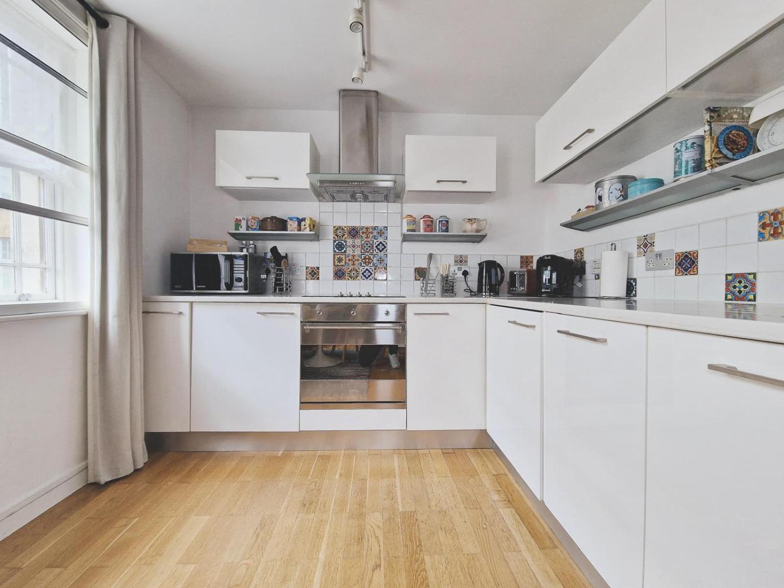 Apartment Kings Cross Station 1 Bed Flat For 4 London