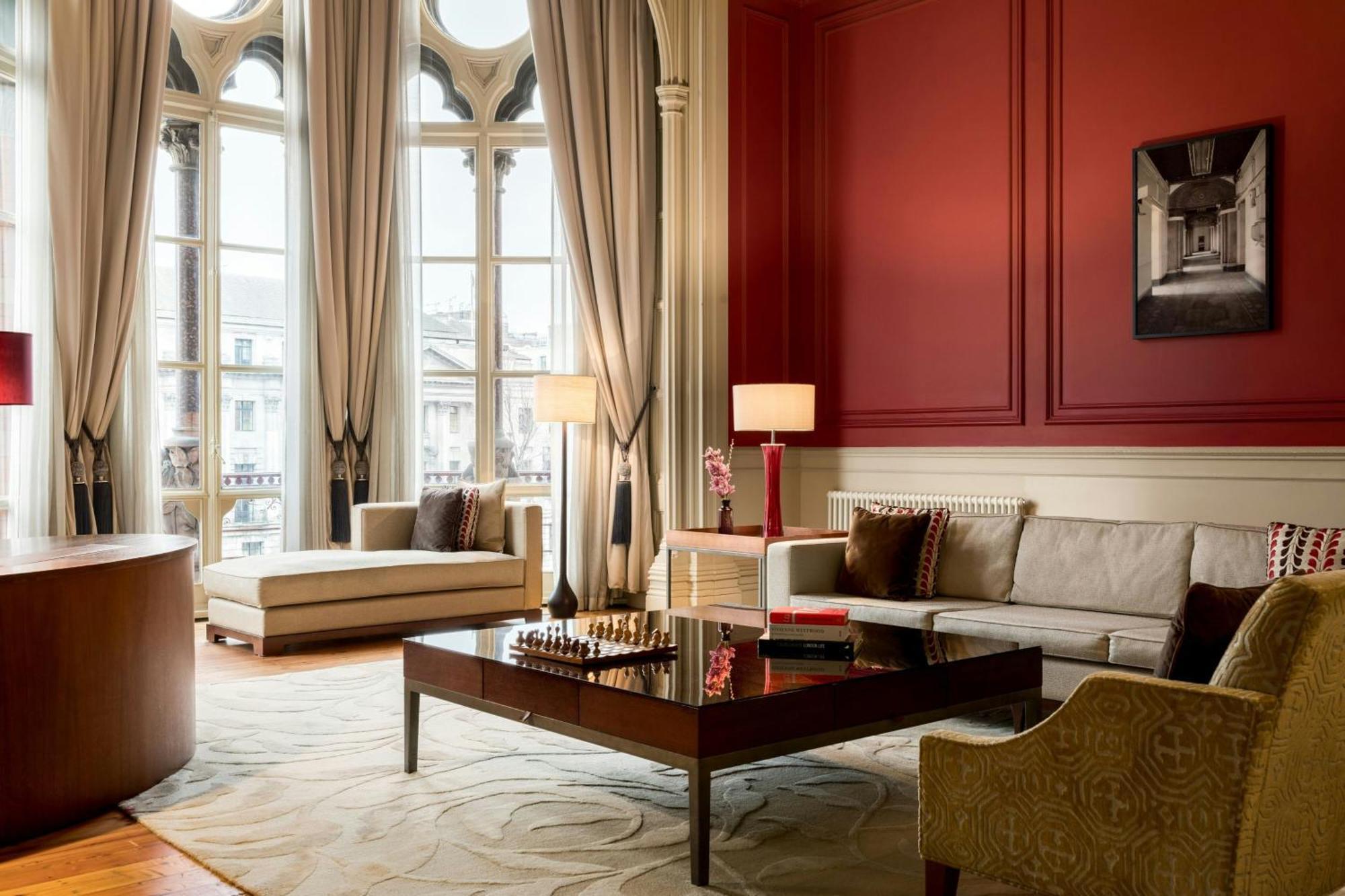 St. Pancras London, Autograph Collection 5* London