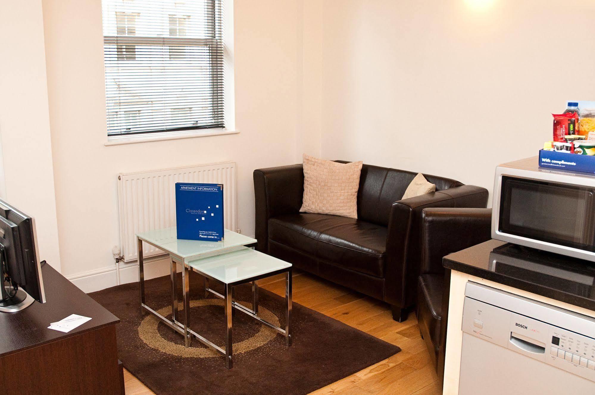 Clarendon 140 Minories 4* London