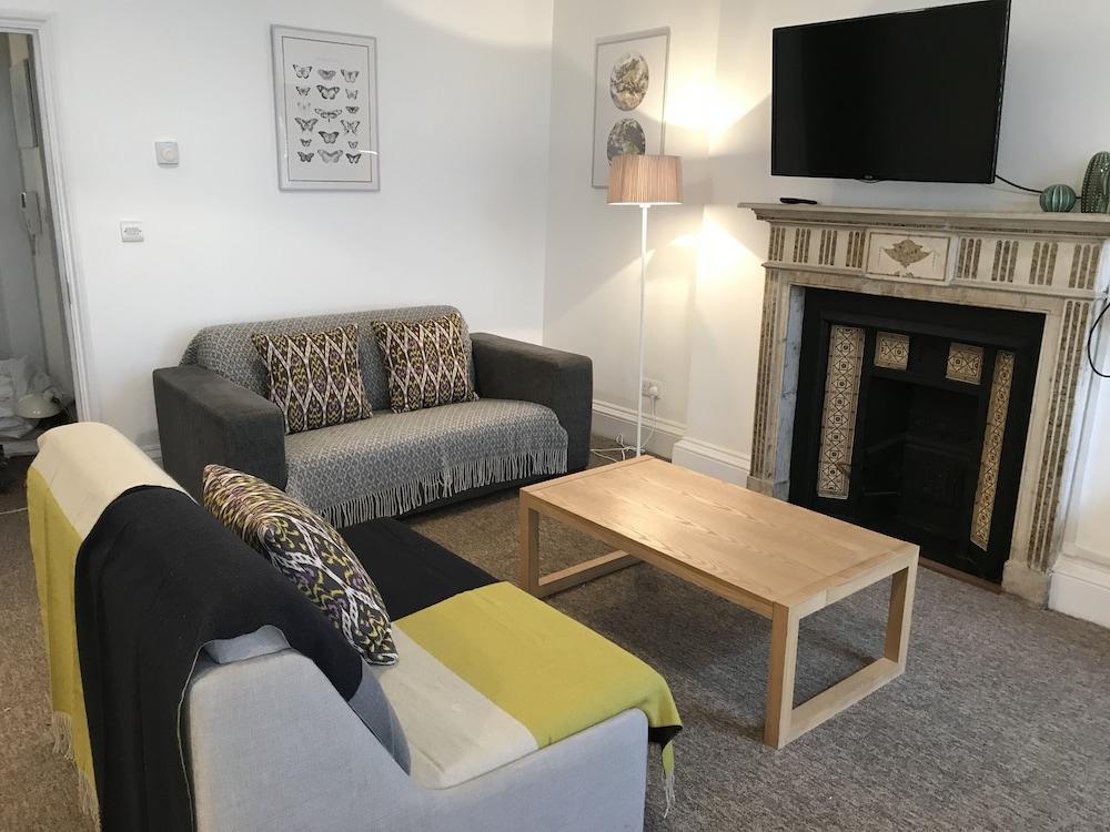 Acorn - Gower Street Hotel