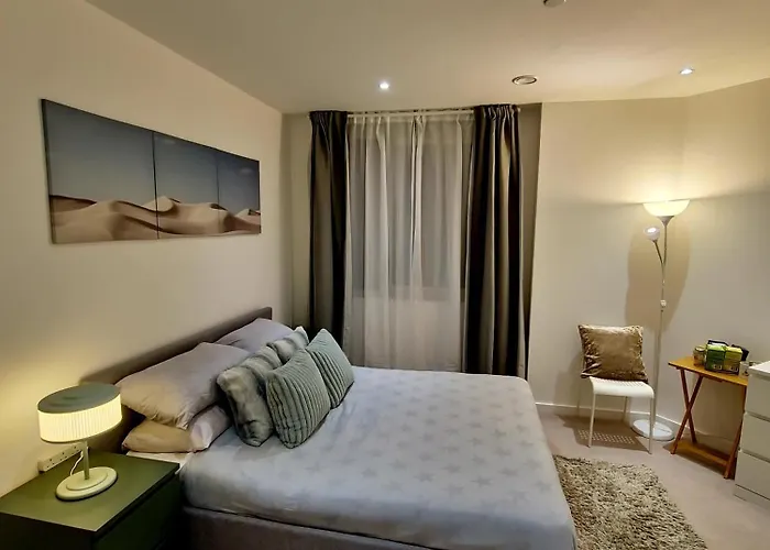 Wembley Stadium Comfort Stay Cosy Room With A View Concerts, Matches And More