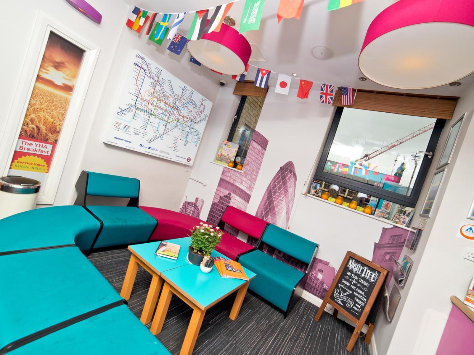 Astor Oxford Street Hostel *