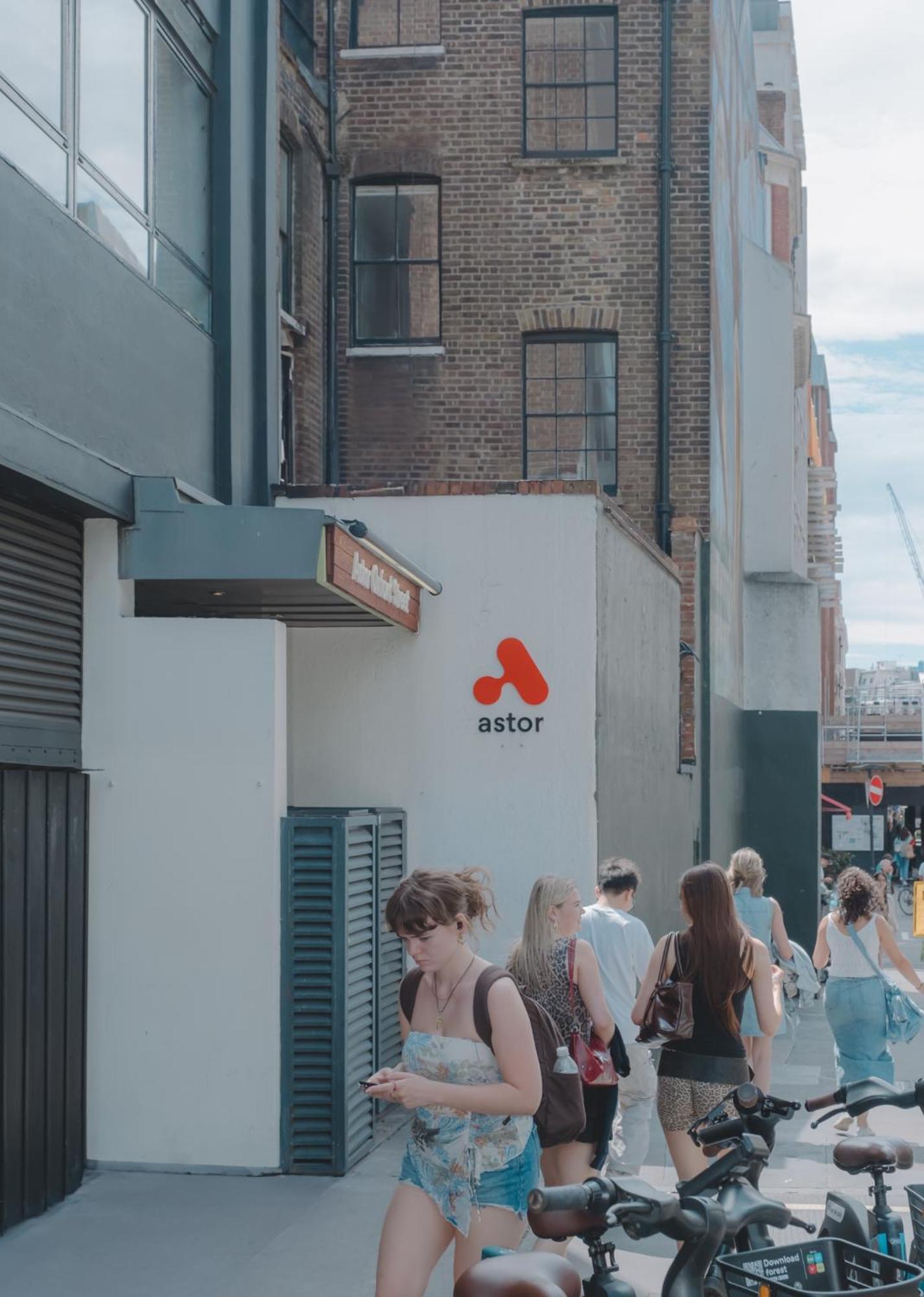 Astor Oxford Street Hostel