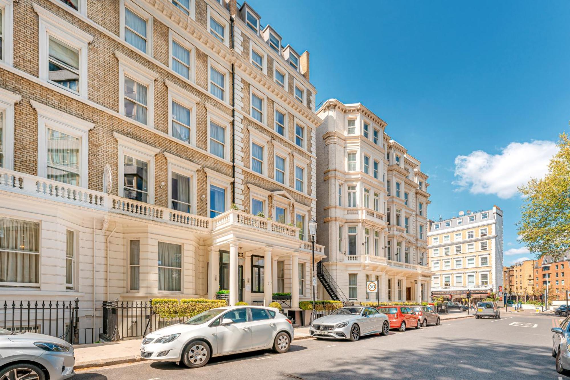 Top Hotels in London South Kensington