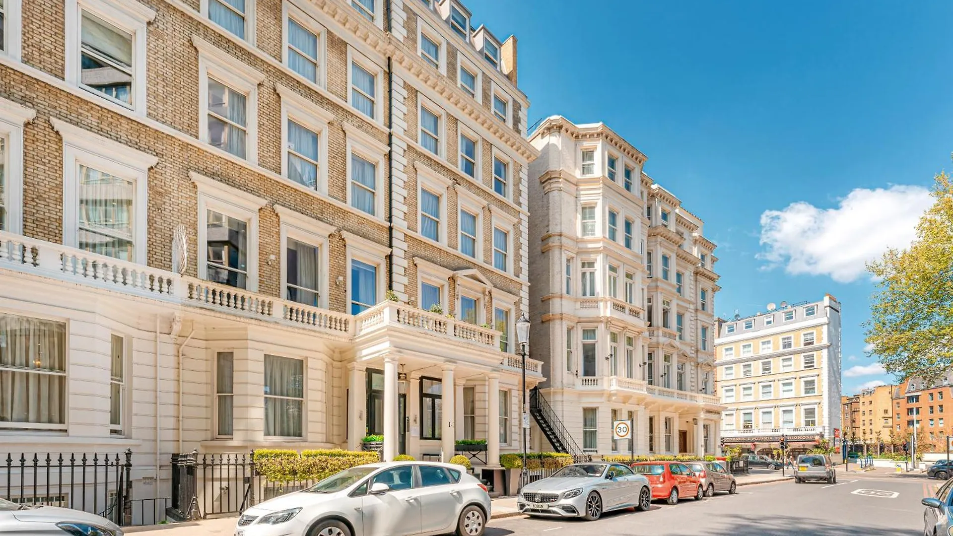 Top Hotels in London South Kensington